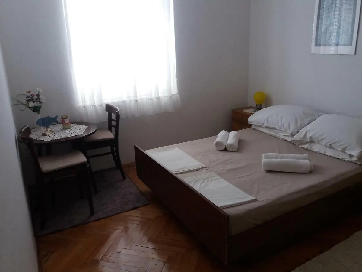 Apartment Apartman Nona Povljana
