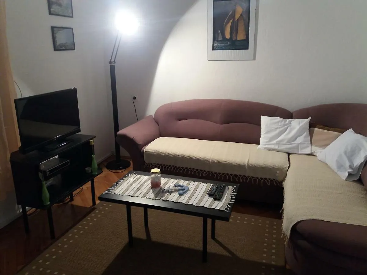 Apartment Apartman Nona Povljana