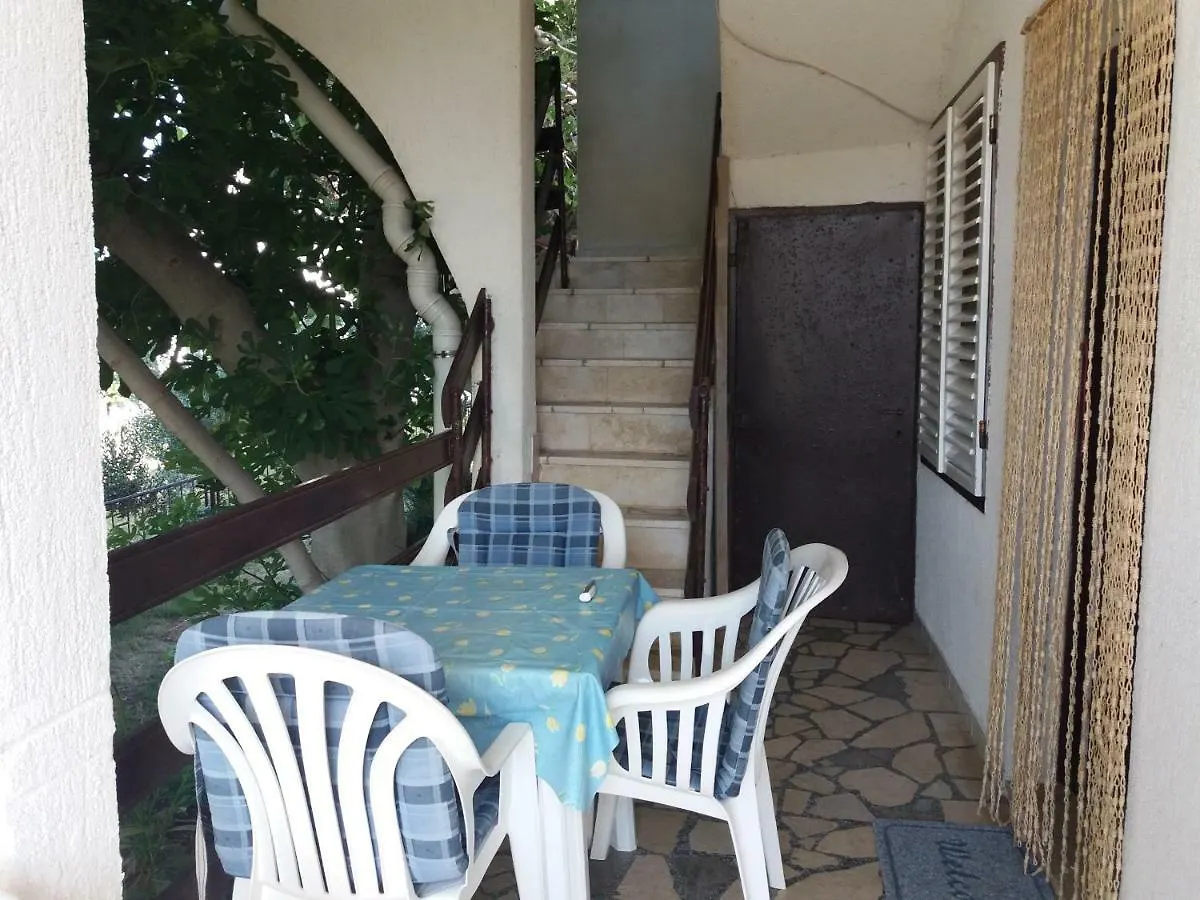Apartman Nona Povljana Apartment